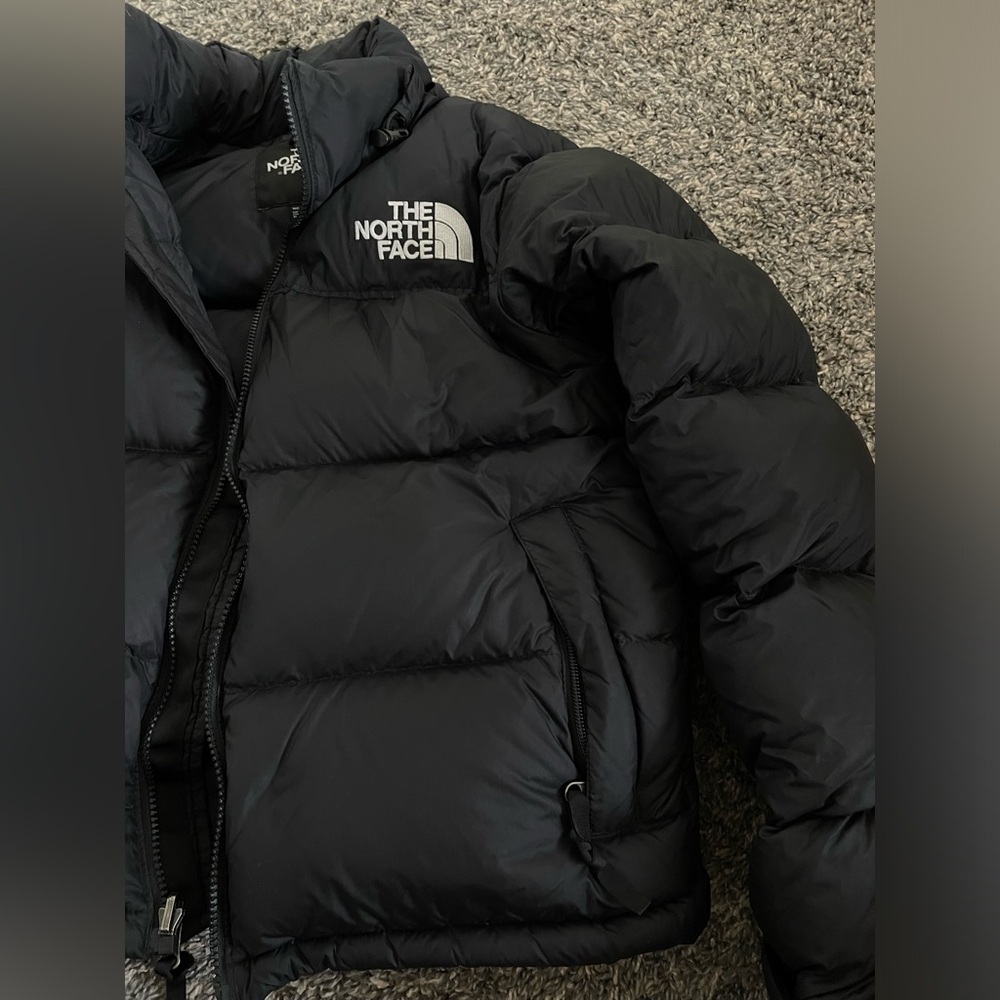 Women’s North-face puffer jacket
